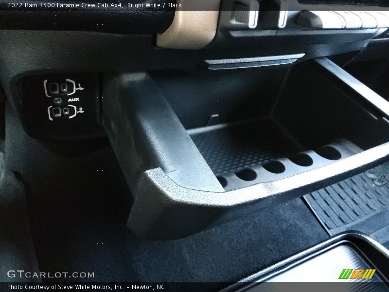 Bright White / Black 2022 Ram 3500 Laramie Crew Cab 4x4