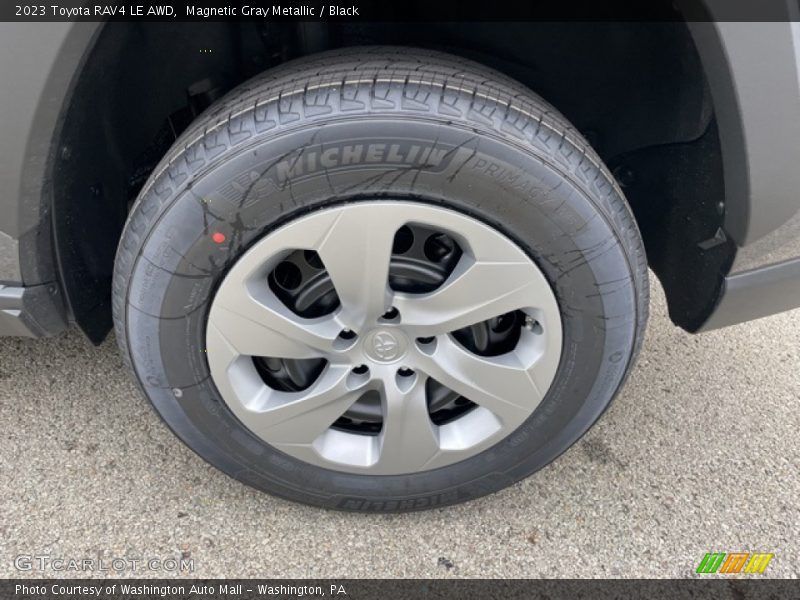 Magnetic Gray Metallic / Black 2023 Toyota RAV4 LE AWD