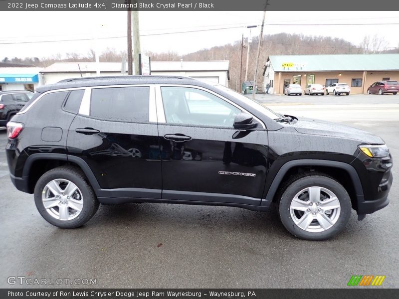 Diamond Black Crystal Pearl / Black 2022 Jeep Compass Latitude 4x4