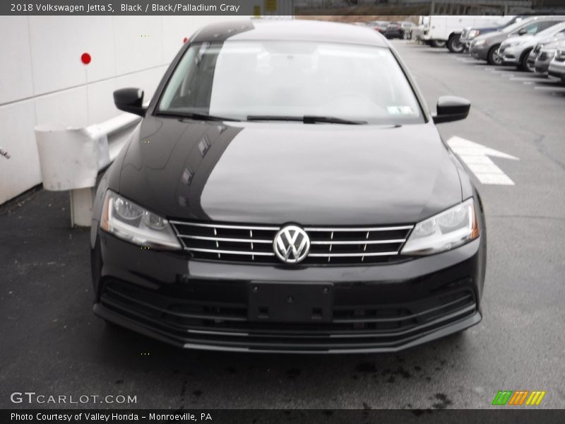 Black / Black/Palladium Gray 2018 Volkswagen Jetta S
