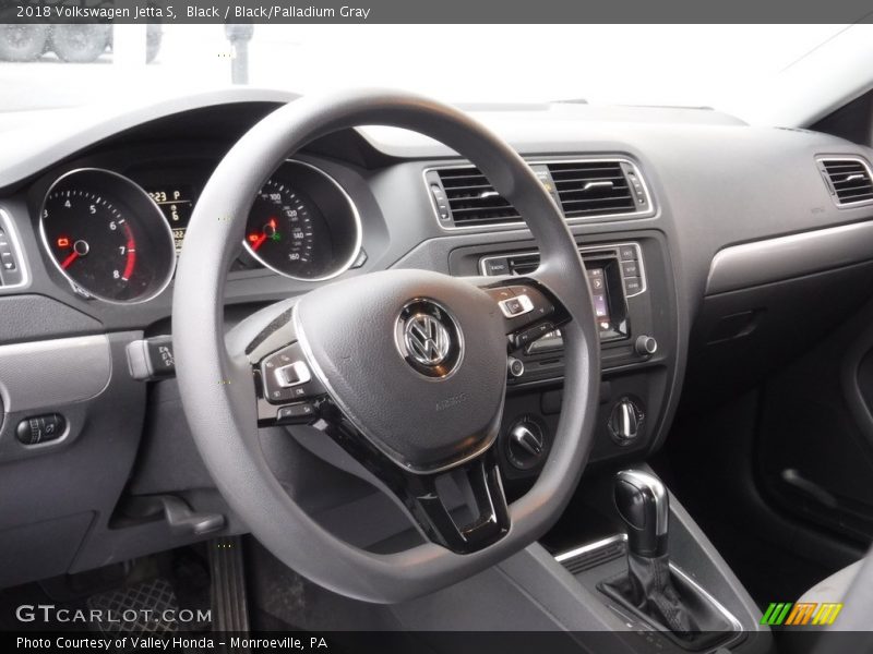 Black / Black/Palladium Gray 2018 Volkswagen Jetta S