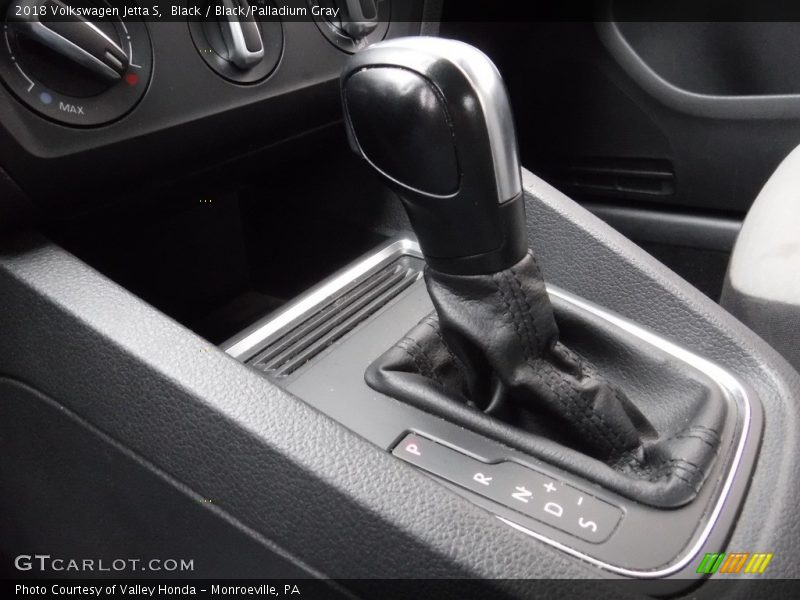 Black / Black/Palladium Gray 2018 Volkswagen Jetta S