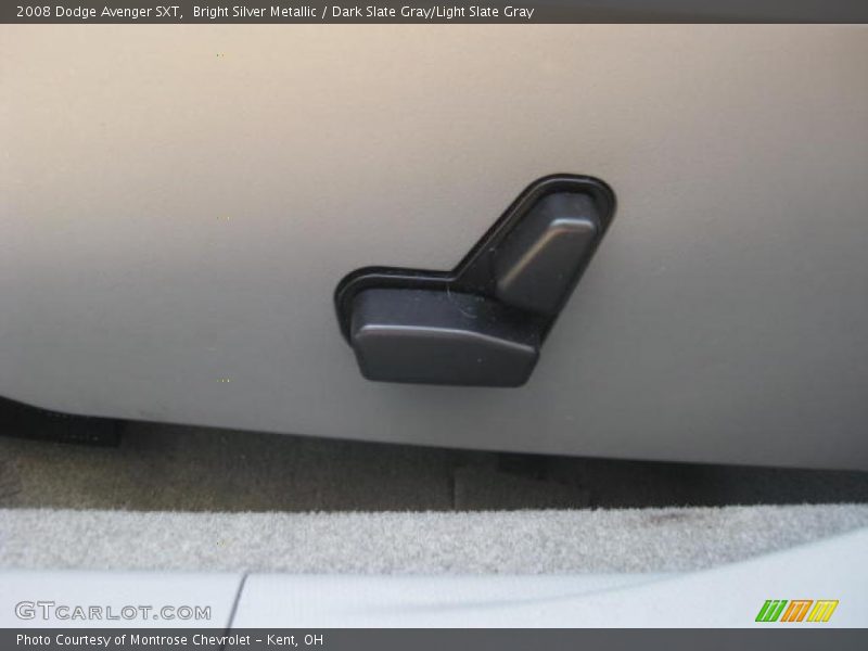 Bright Silver Metallic / Dark Slate Gray/Light Slate Gray 2008 Dodge Avenger SXT