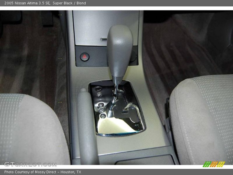 Super Black / Blond 2005 Nissan Altima 3.5 SE