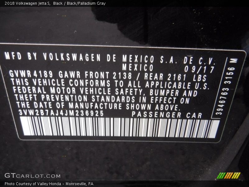 Black / Black/Palladium Gray 2018 Volkswagen Jetta S
