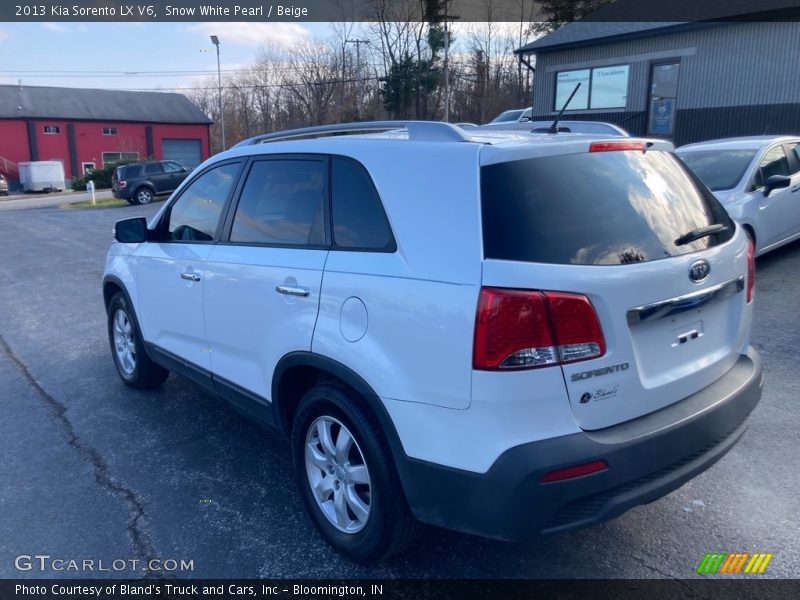 Snow White Pearl / Beige 2013 Kia Sorento LX V6