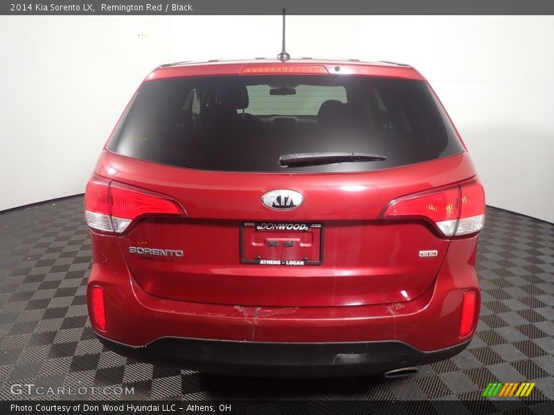 Remington Red / Black 2014 Kia Sorento LX