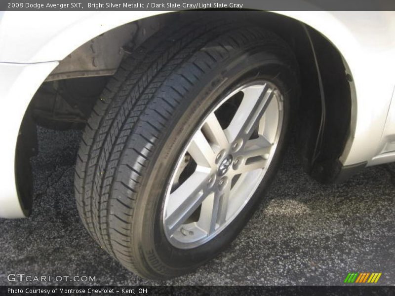 Bright Silver Metallic / Dark Slate Gray/Light Slate Gray 2008 Dodge Avenger SXT