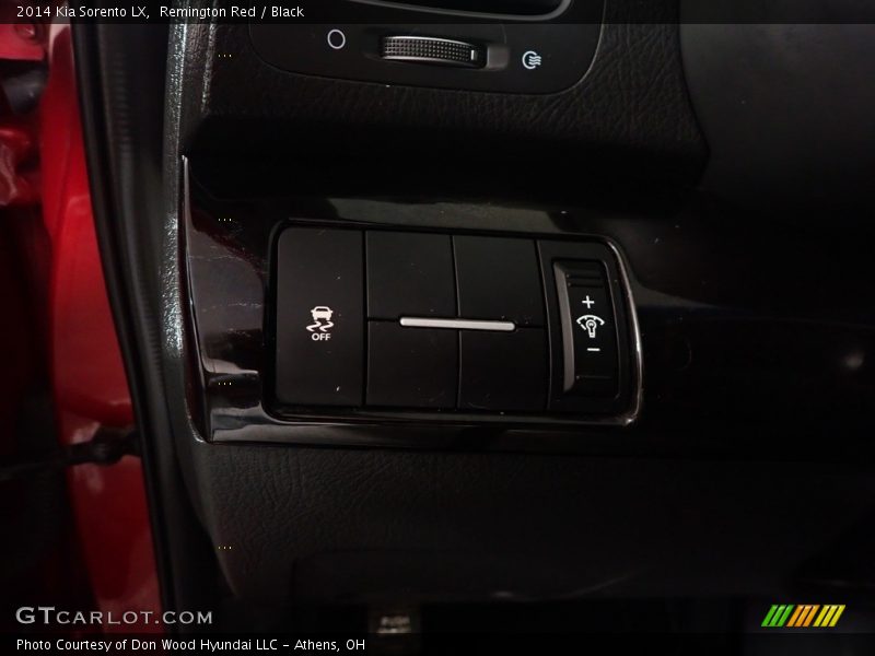 Remington Red / Black 2014 Kia Sorento LX