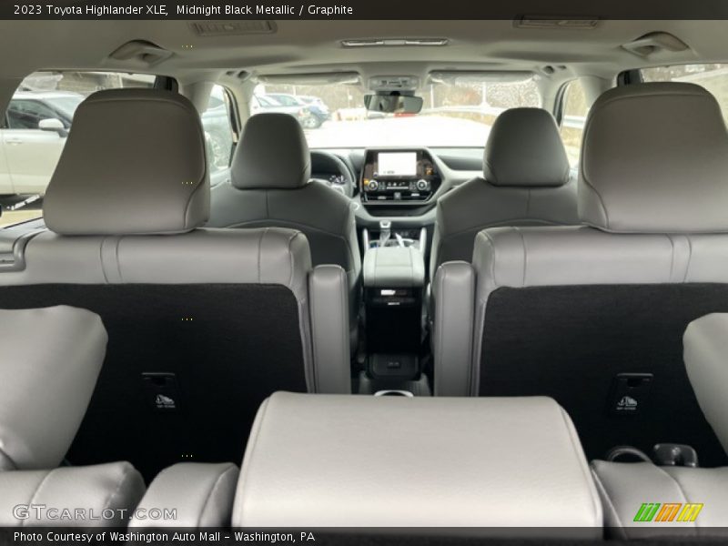 Midnight Black Metallic / Graphite 2023 Toyota Highlander XLE