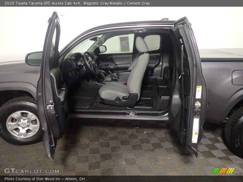 Magnetic Gray Metallic / Cement Gray 2016 Toyota Tacoma SR5 Access Cab 4x4