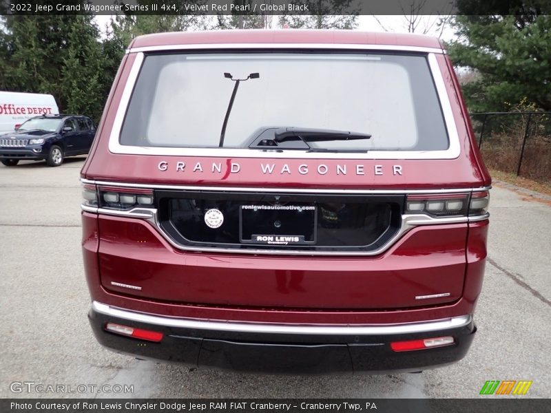 Velvet Red Pearl / Global Black 2022 Jeep Grand Wagoneer Series III 4x4