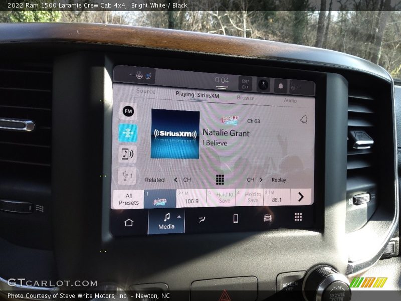 Bright White / Black 2022 Ram 1500 Laramie Crew Cab 4x4