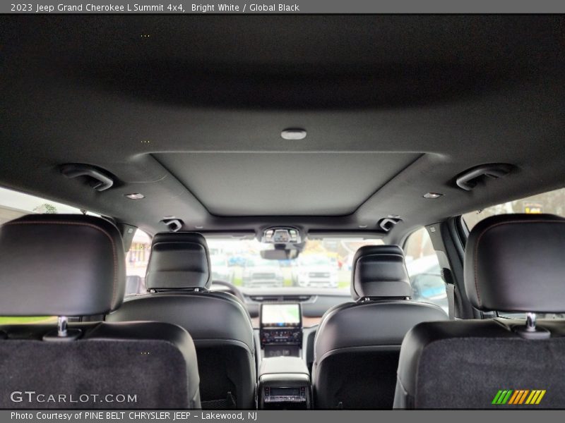 Bright White / Global Black 2023 Jeep Grand Cherokee L Summit 4x4