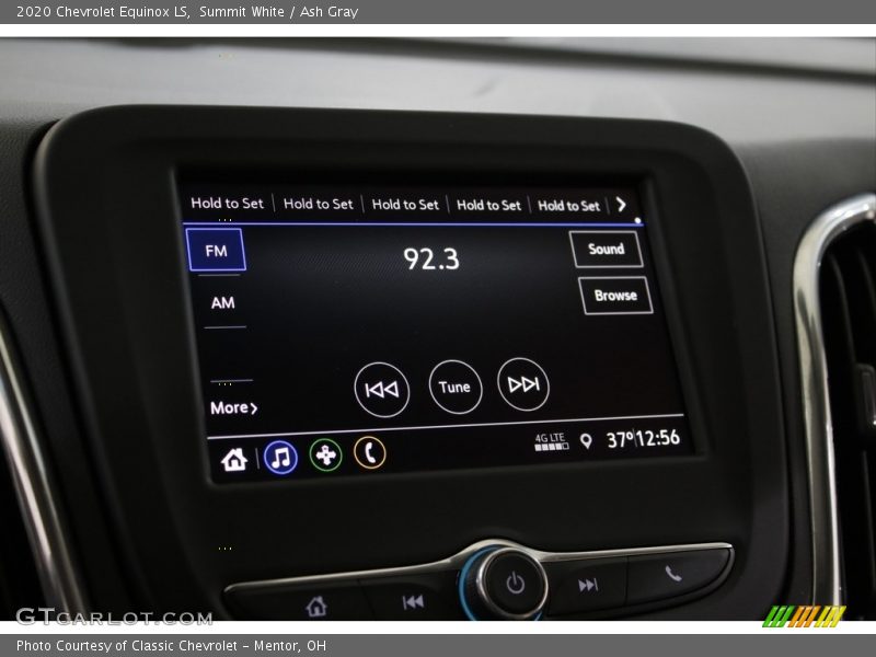Summit White / Ash Gray 2020 Chevrolet Equinox LS