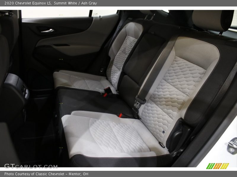 Summit White / Ash Gray 2020 Chevrolet Equinox LS