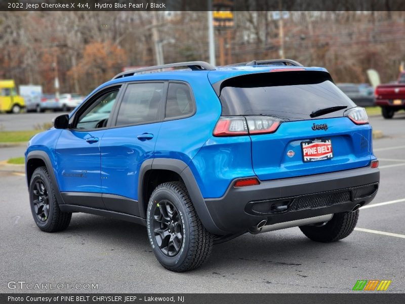 Hydro Blue Pearl / Black 2022 Jeep Cherokee X 4x4