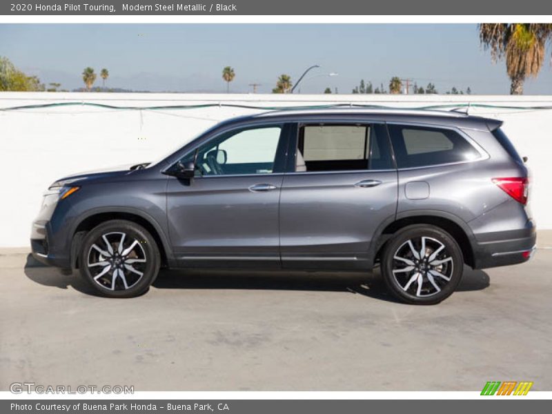 Modern Steel Metallic / Black 2020 Honda Pilot Touring
