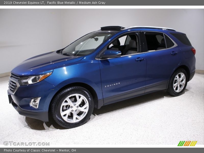 Pacific Blue Metallic / Medium Ash Gray 2019 Chevrolet Equinox LT
