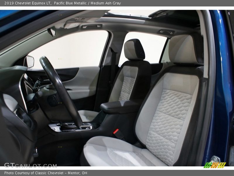 Pacific Blue Metallic / Medium Ash Gray 2019 Chevrolet Equinox LT