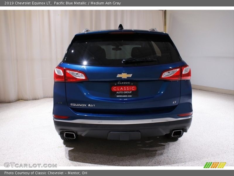 Pacific Blue Metallic / Medium Ash Gray 2019 Chevrolet Equinox LT