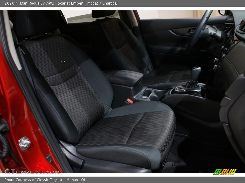 Scarlet Ember Tintcoat / Charcoal 2020 Nissan Rogue SV AWD