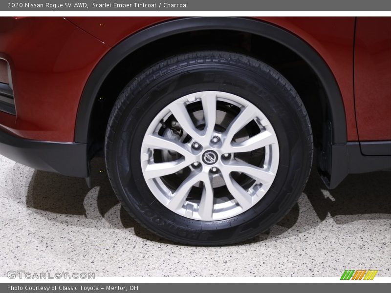  2020 Rogue SV AWD Wheel