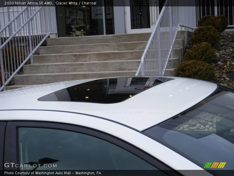 Glacier White / Charcoal 2020 Nissan Altima SR AWD