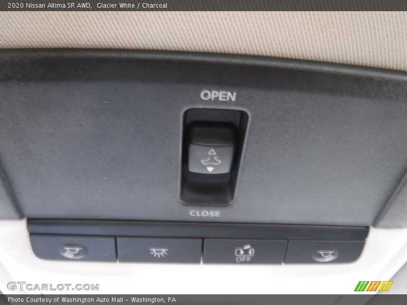 Glacier White / Charcoal 2020 Nissan Altima SR AWD