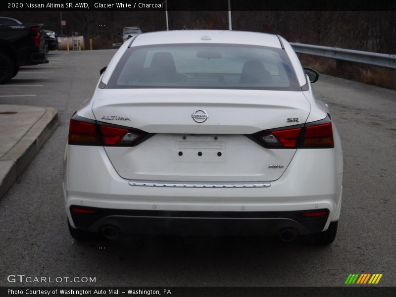Glacier White / Charcoal 2020 Nissan Altima SR AWD