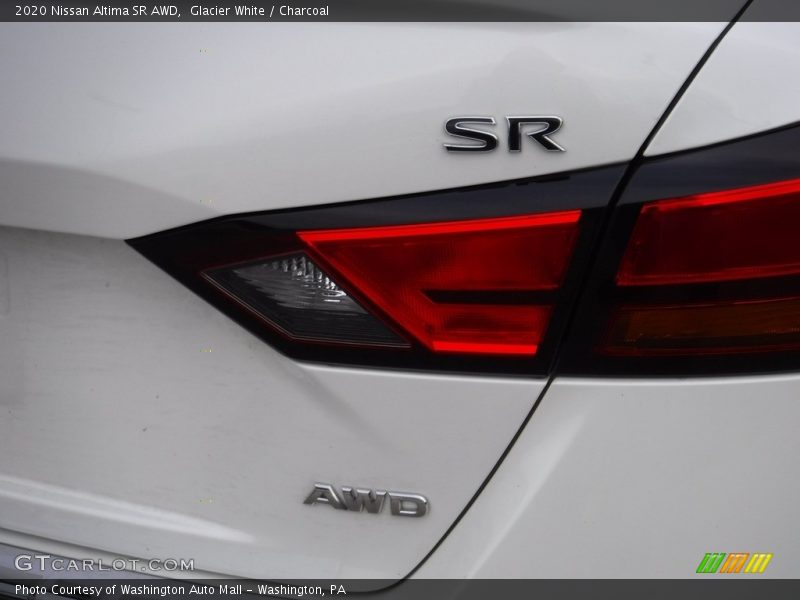  2020 Altima SR AWD Logo