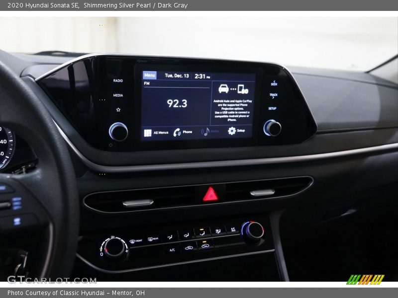 Shimmering Silver Pearl / Dark Gray 2020 Hyundai Sonata SE