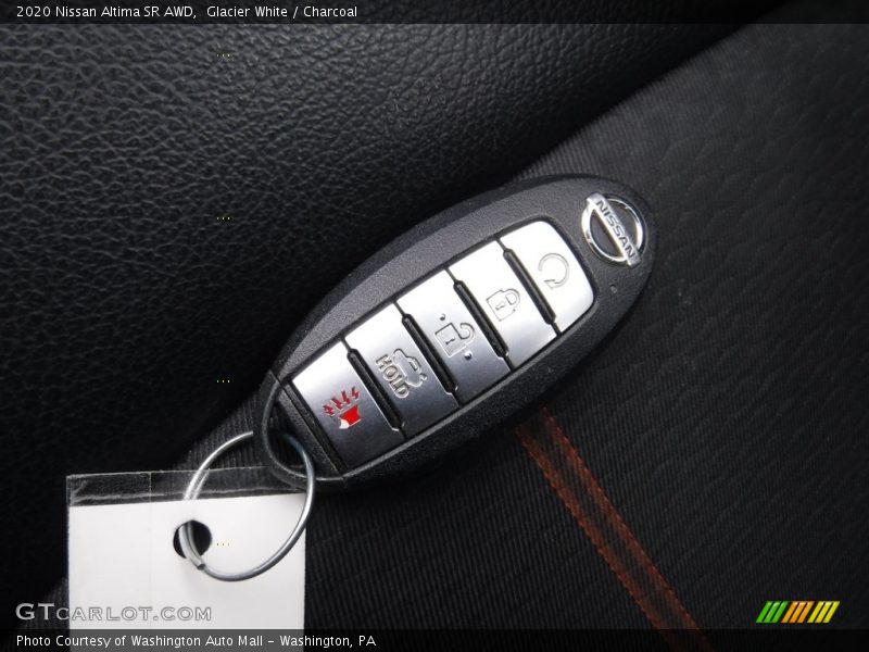 Keys of 2020 Altima SR AWD
