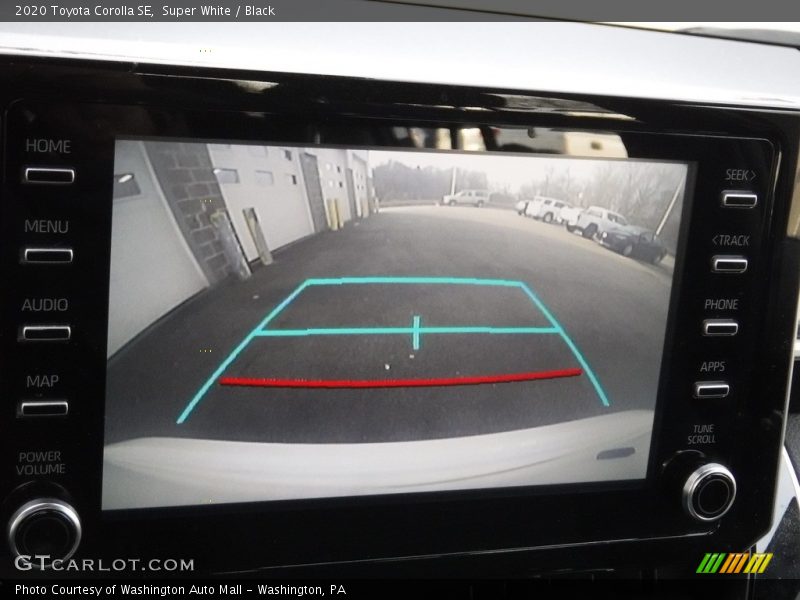 Super White / Black 2020 Toyota Corolla SE
