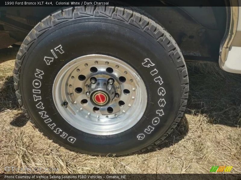Colonial White / Dark Charcoal 1990 Ford Bronco XLT 4x4
