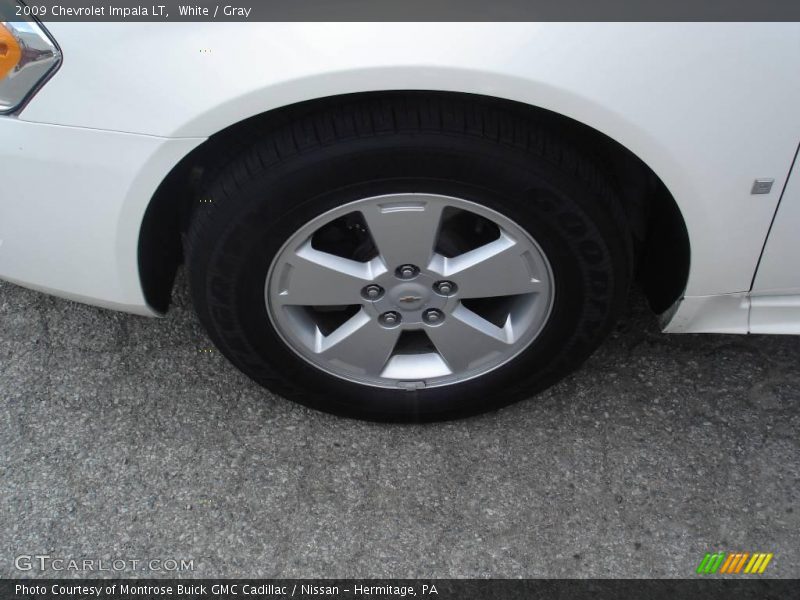 White / Gray 2009 Chevrolet Impala LT