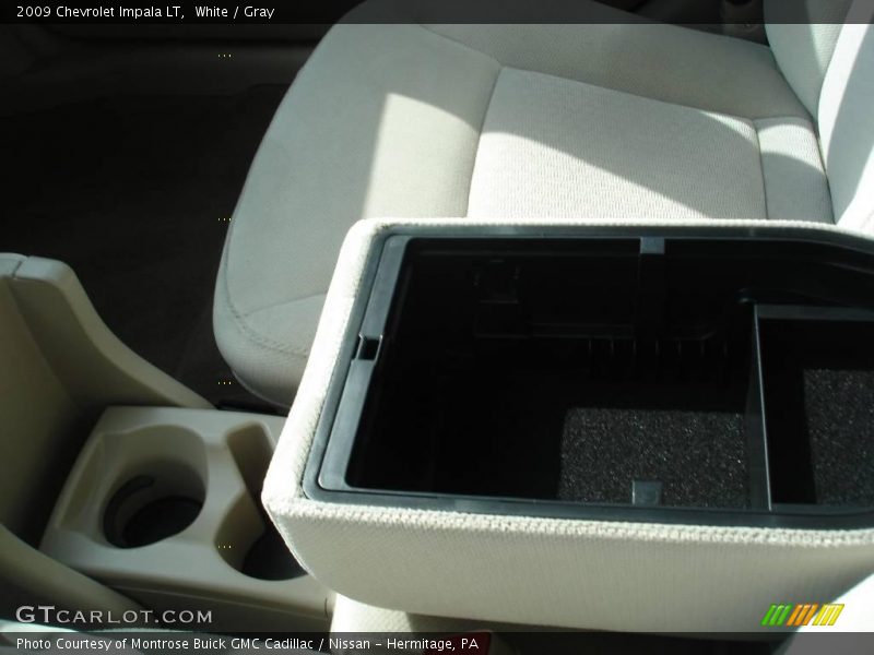 White / Gray 2009 Chevrolet Impala LT