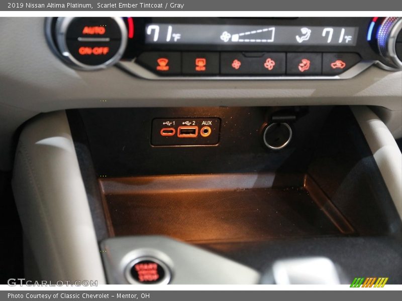 Controls of 2019 Altima Platinum