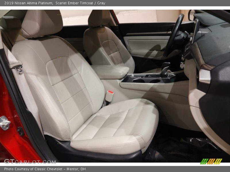 Front Seat of 2019 Altima Platinum