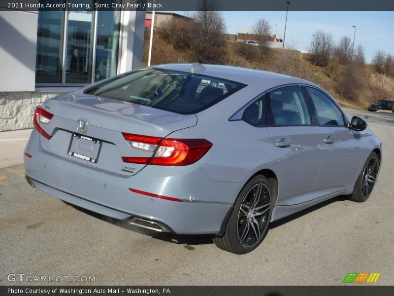 Sonic Gray Pearl / Black 2021 Honda Accord Touring