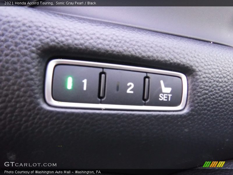 Sonic Gray Pearl / Black 2021 Honda Accord Touring