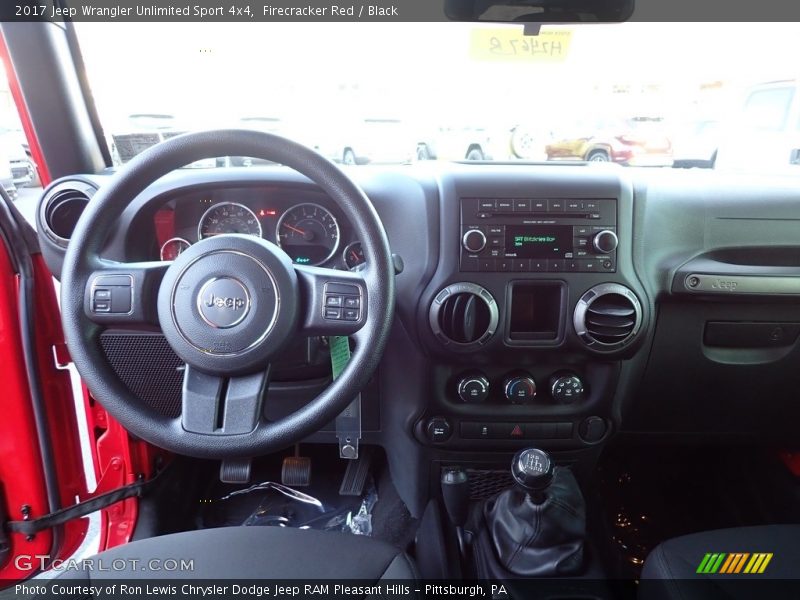 Firecracker Red / Black 2017 Jeep Wrangler Unlimited Sport 4x4