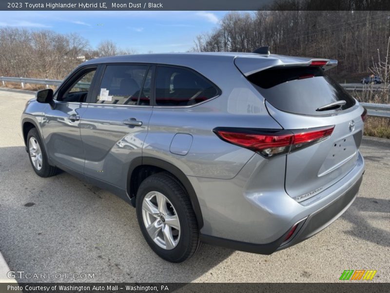 Moon Dust / Black 2023 Toyota Highlander Hybrid LE