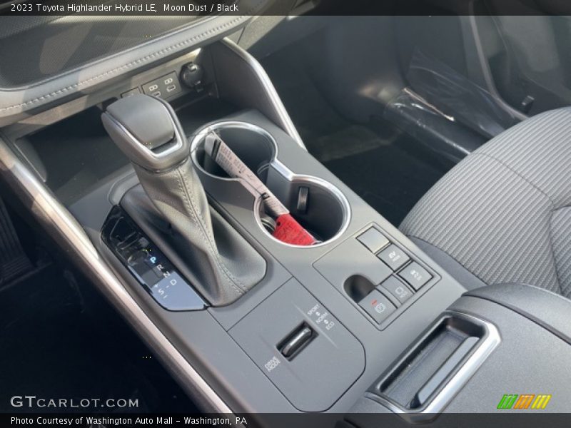 Moon Dust / Black 2023 Toyota Highlander Hybrid LE