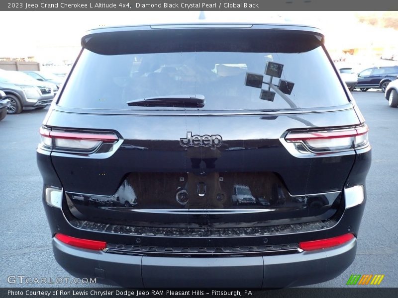 Diamond Black Crystal Pearl / Global Black 2023 Jeep Grand Cherokee L Altitude 4x4