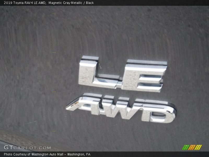 Magnetic Gray Metallic / Black 2019 Toyota RAV4 LE AWD