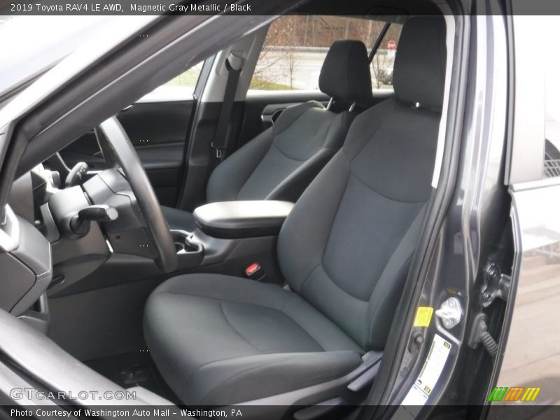 Magnetic Gray Metallic / Black 2019 Toyota RAV4 LE AWD