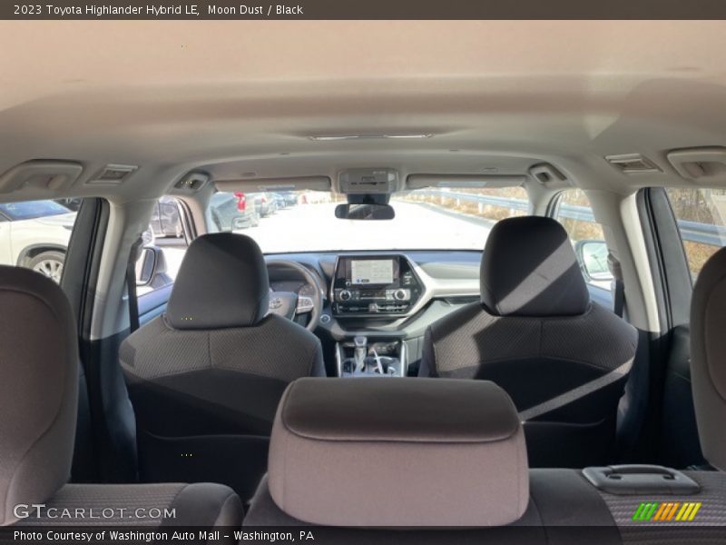 Moon Dust / Black 2023 Toyota Highlander Hybrid LE