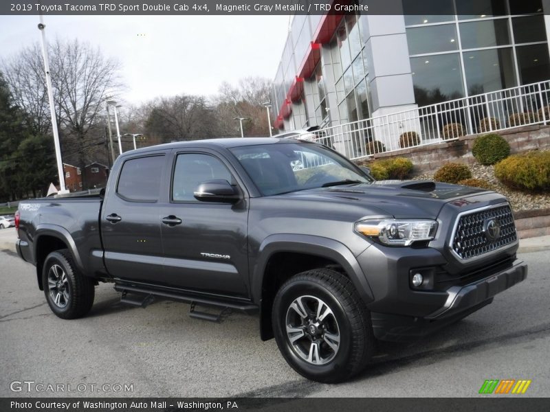 Front 3/4 View of 2019 Tacoma TRD Sport Double Cab 4x4