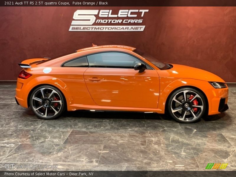  2021 TT RS 2.5T quattro Coupe Pulse Orange